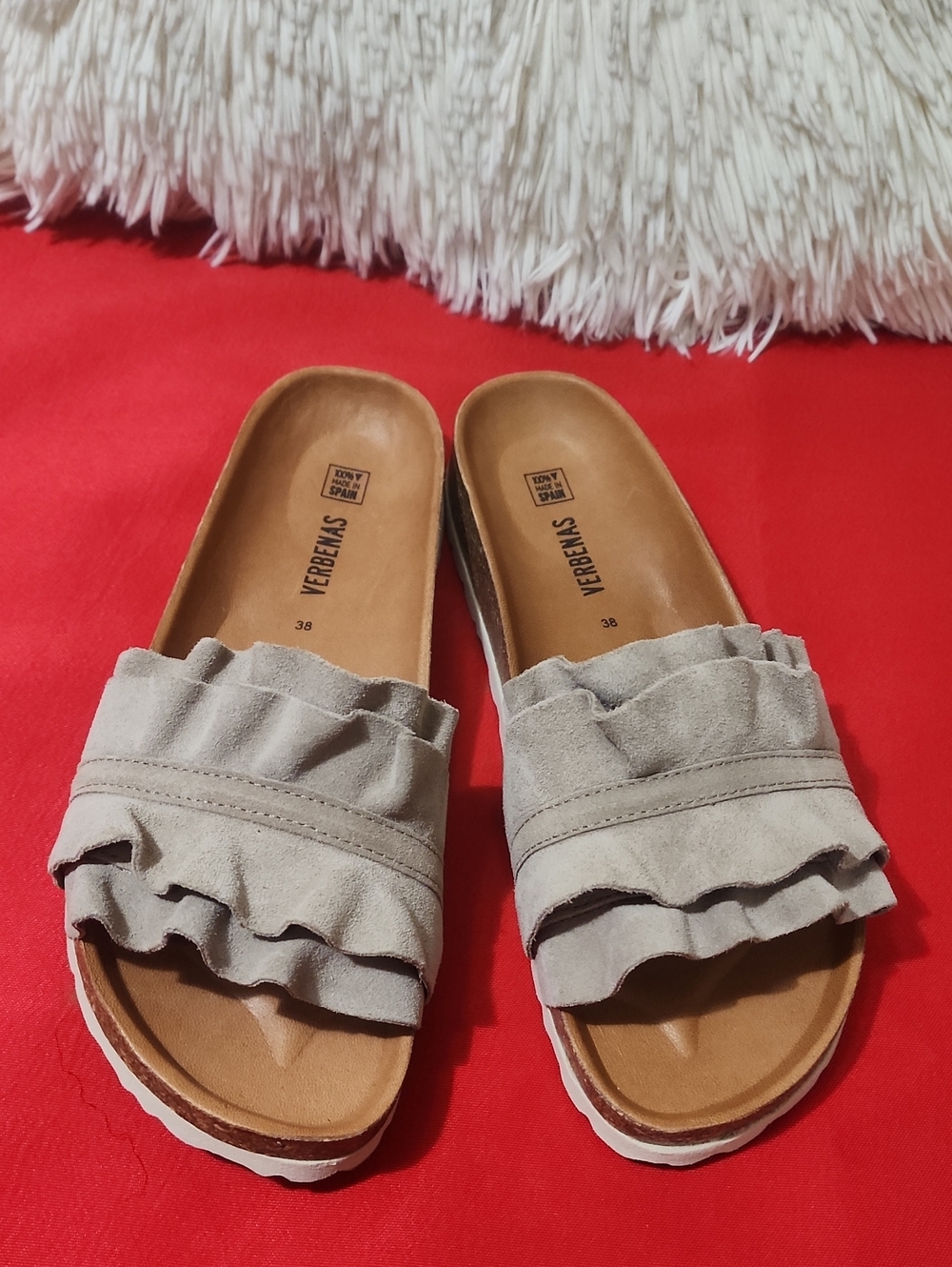 Verbenas Rocio Serraje Volante Piedra sandals